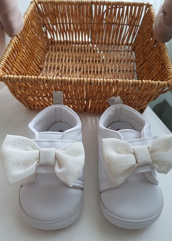İlk Adım Kız Bebek Beyaz Fiyonklu Ayakkabı - Görsel 2