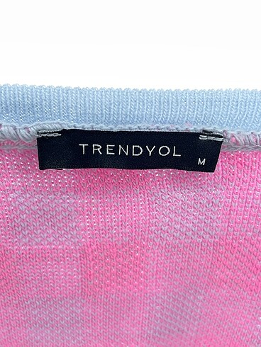 m Beden pembe Renk Trendyol & Milla Süveter %70 İndirimli.