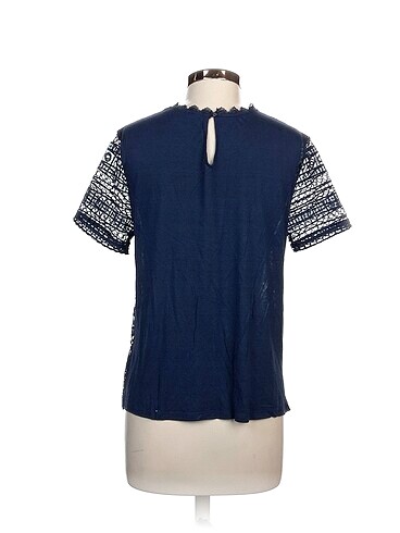 m Beden H&M Bluz %70 İndirimli.