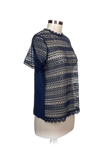 H&M H&M Bluz %70 İndirimli.