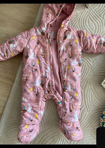 Pembe Kapüşonlu Bebek Tulumu