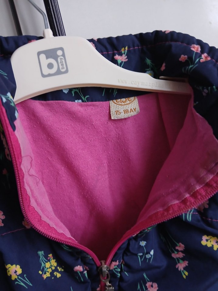 Çiçek Desenli Kız Çocuk Fermuarlı Yelek - Görsel 2