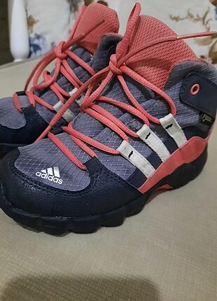 Adidas unisex kız çocuk ayakkabı 