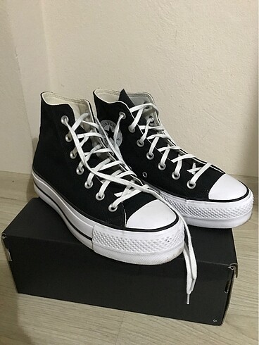 Kadın converse