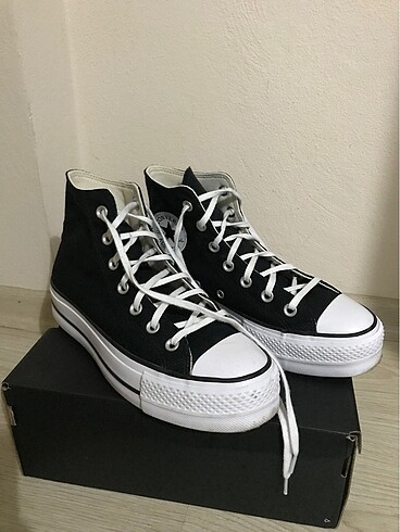 37,5 Beden Kadın converse
