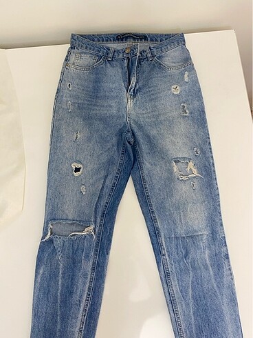 36 Beden lcw 26/36 yırtık mon jean