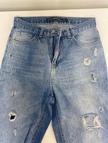 lcw 26/36 yırtık mon jean