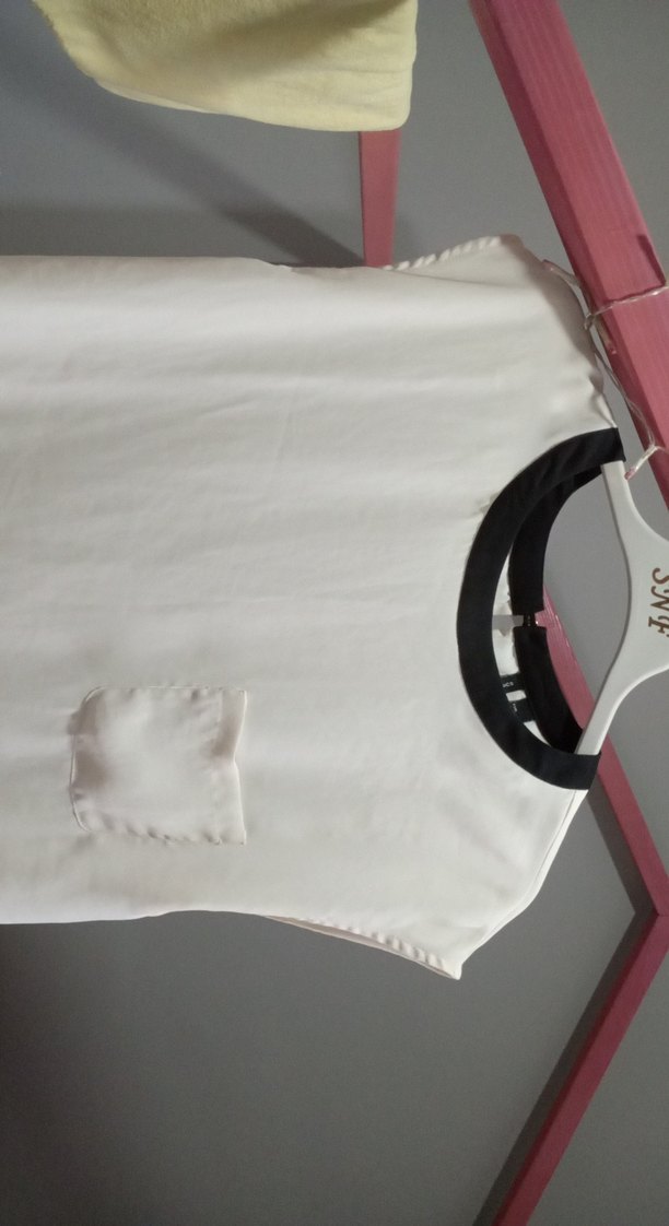 Beyaz Kolsuz Salaş Bluz - Görsel 2