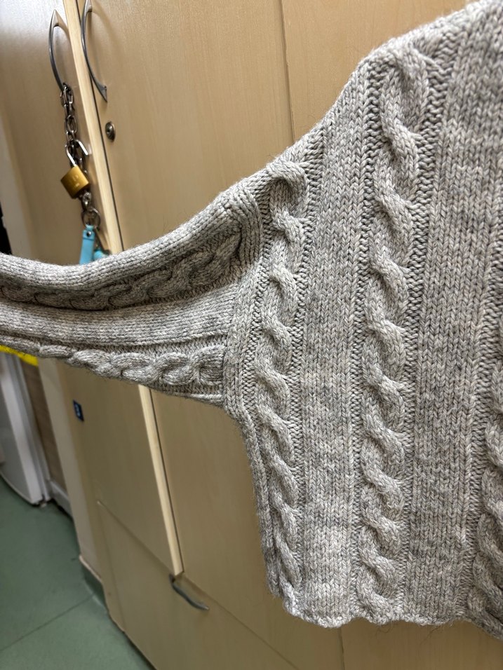 Gri Yüksek Yakalı Örgü Kadın Kazak - Görsel 3