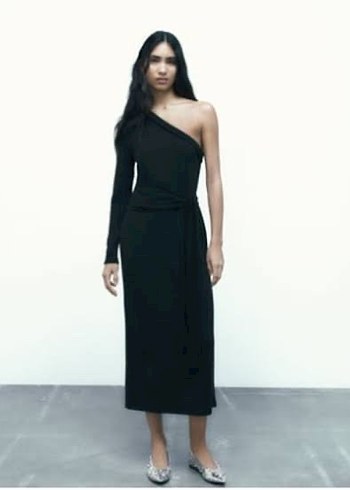 Zara Siyah Uzun Asimetrik Elbise - Görsel 3
