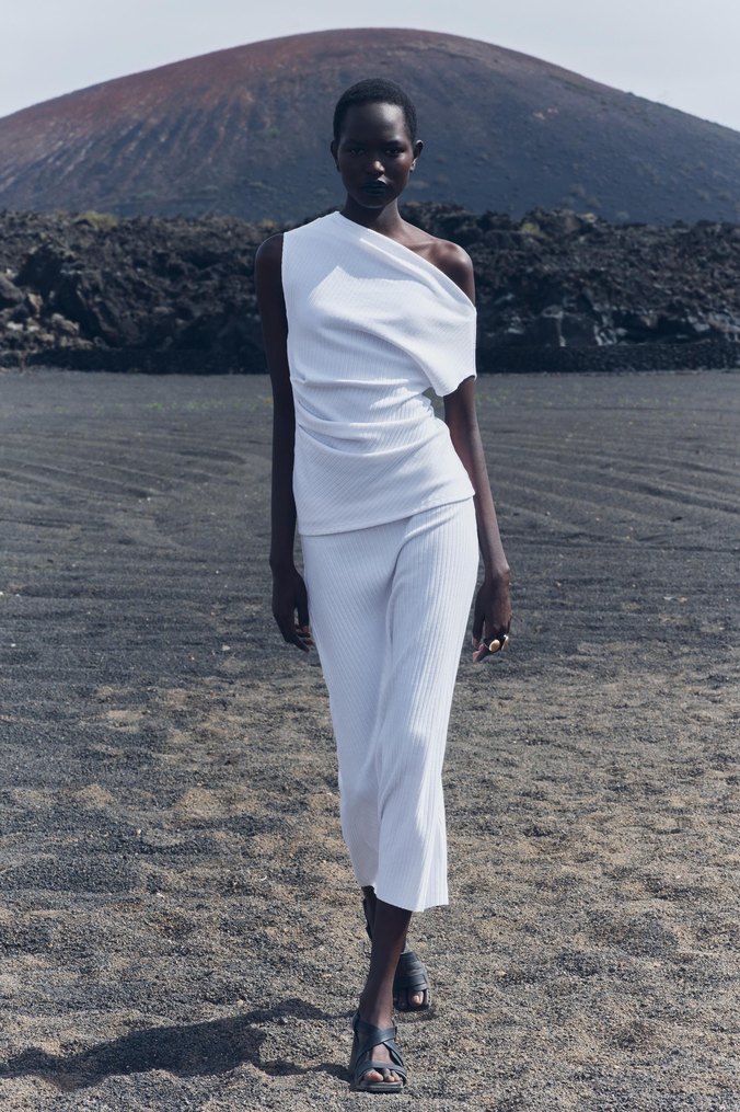 Zara Beyaz Bluzu - Görsel 4