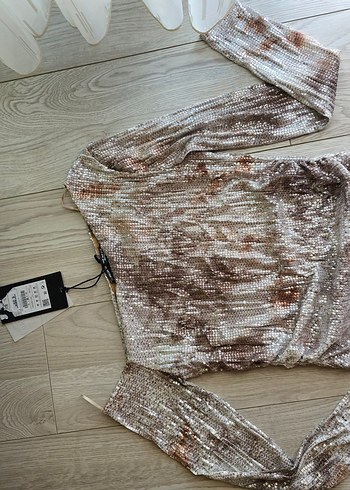 m Beden yurt dışından Pull&Bear pullu uzun Kollu Bluz