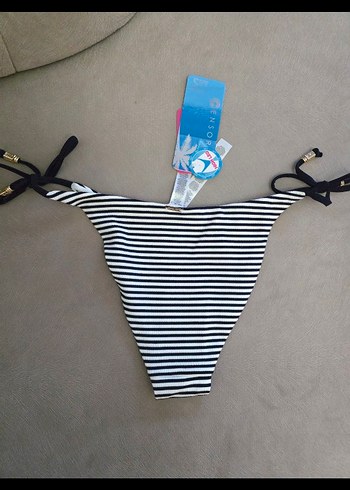 yurt dısından Newyorker Bağcıklı Bikini Altı - Görsel 3