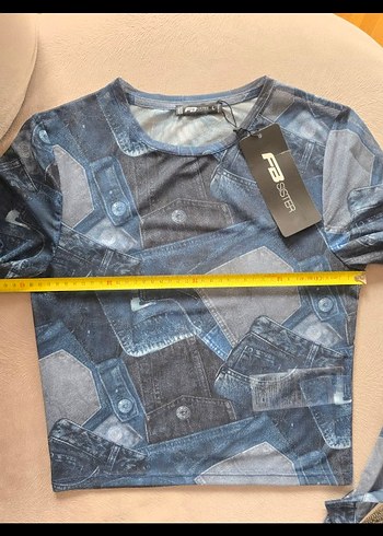 yurt dısından Newyorker Gri Baskılı Denim Görünümlü Kadın Bluz - Görsel 3