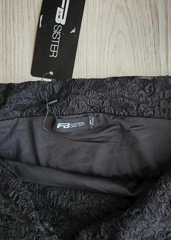 yurtdısından Newyorker Siyah Dantel Detaylı Bluz - Görsel 2