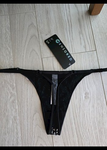 NewYorker Siyah Pul İşlemeli Seksi Tanga