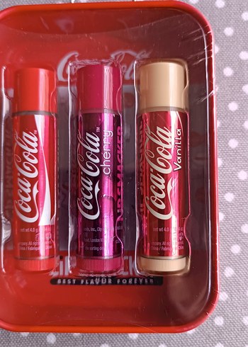 Coca-Cola Renkli Ruj Seti