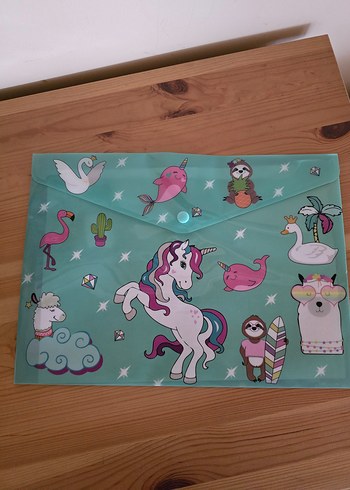 unicornlu Turkuaz Renkli Çocuk çıtçıtlı dosyası