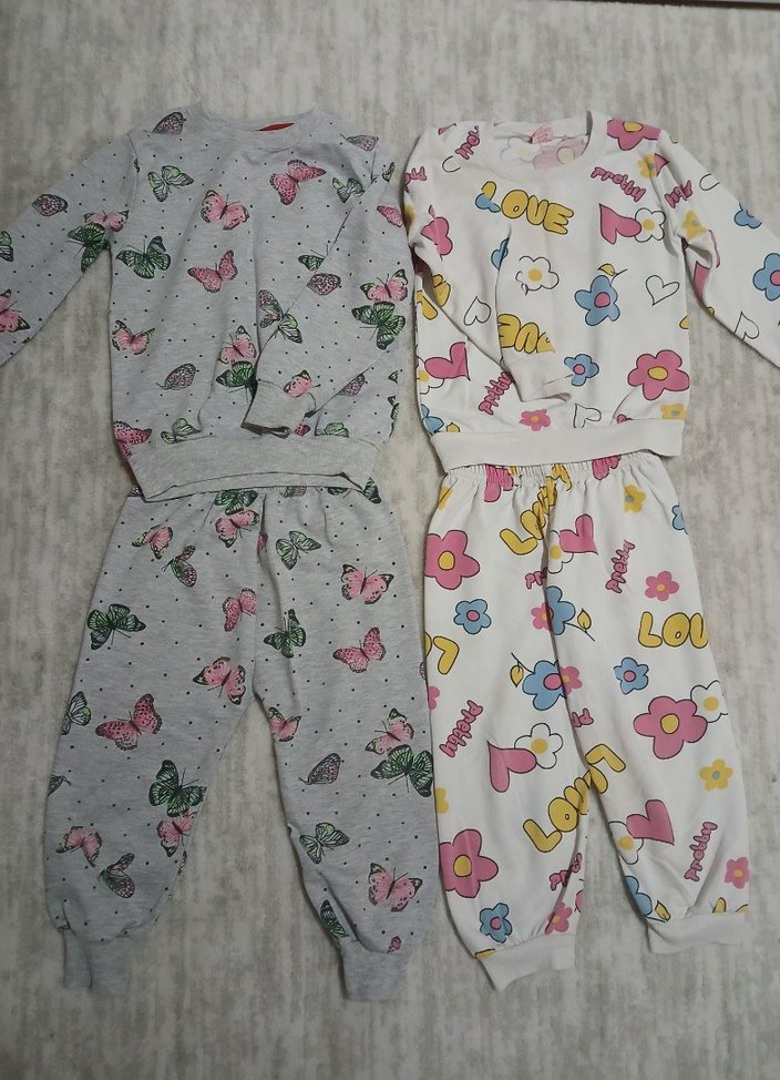 Kız Çocuk Renkli Baskılı Uzun Kollu Polar Pijama Takımı 2 tane - Görsel 3