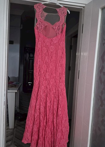 Fuşya Rengi Taş İşlemeli Balık Model Dantelli Abiye Elbise - Görsel 4