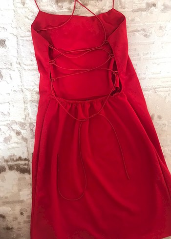 sırt dekolteli İddialı Kırmızı elbise - Görsel 7