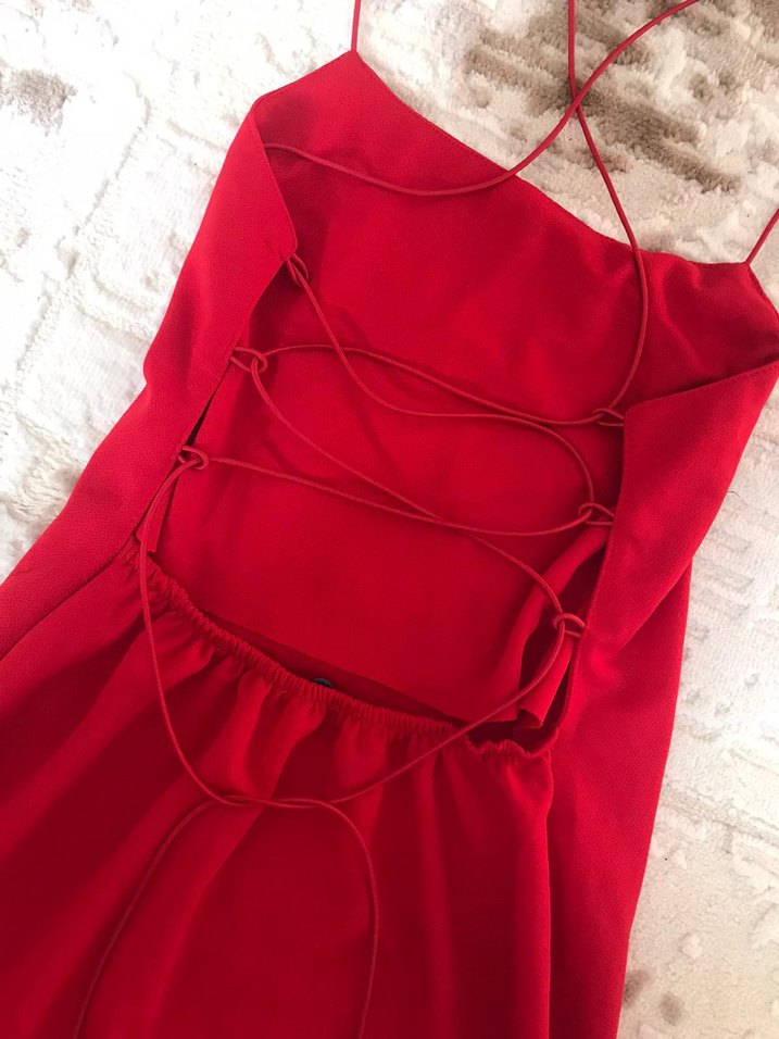 sırt dekolteli İddialı Kırmızı elbise - Görsel 5