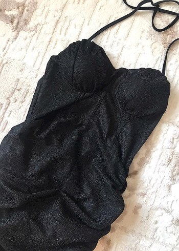 Büzgülü Transparan Detaylı Gece Elbisesi - Görsel 8