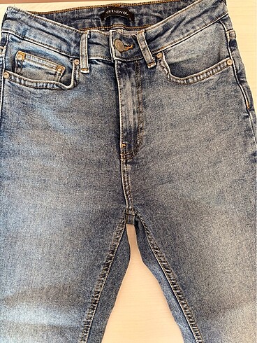 34 Beden mavi Renk Trendyol Skinny Pantalon