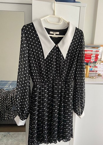 Puantiye Desenli Siyah Mini Elbise