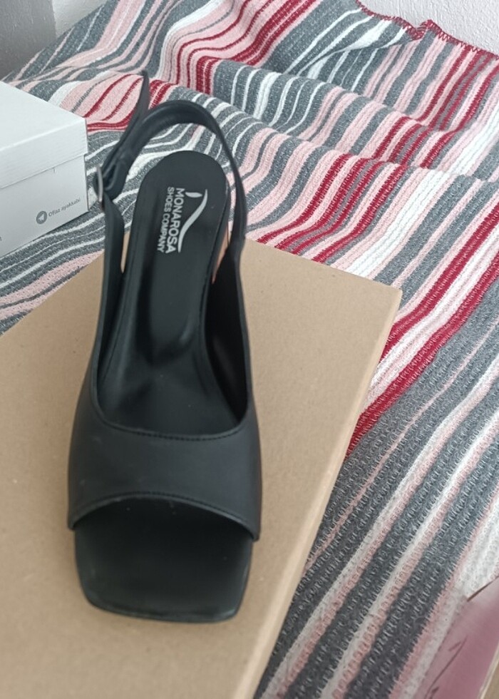 Siyah kalın topuk - Görsel 3