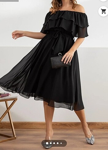 Siyah sifon elbise