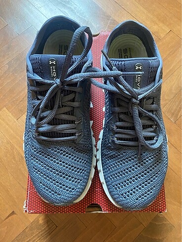 37,5 Beden Under Armour Hovr Sonic 2 running