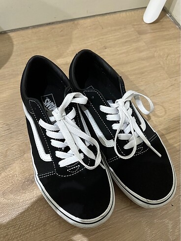 37 Beden siyah Renk Vans ayakkabı