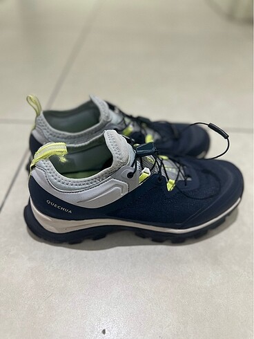38 Beden Quechua FH500 kadın outdoor ayyakabı