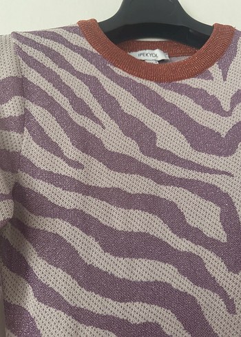 Uzun Kollu Zebra Desenli Pliseli Uzun Elbise - Görsel 3