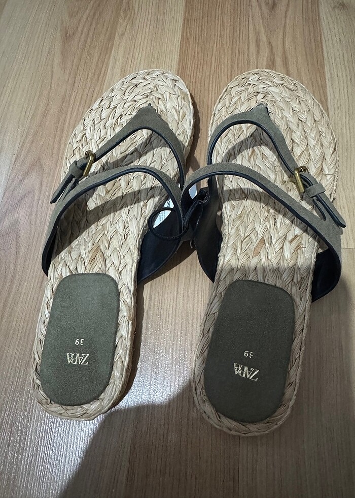 Zara toka detaylı deri terlik - Görsel 2