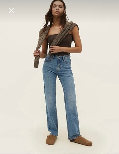 Stradivarius Stradivarius D98 Straight Fit Jean