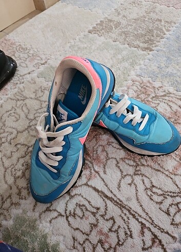 Nike spor ayakkabı 