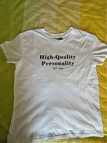 M beden Bershka tshirt