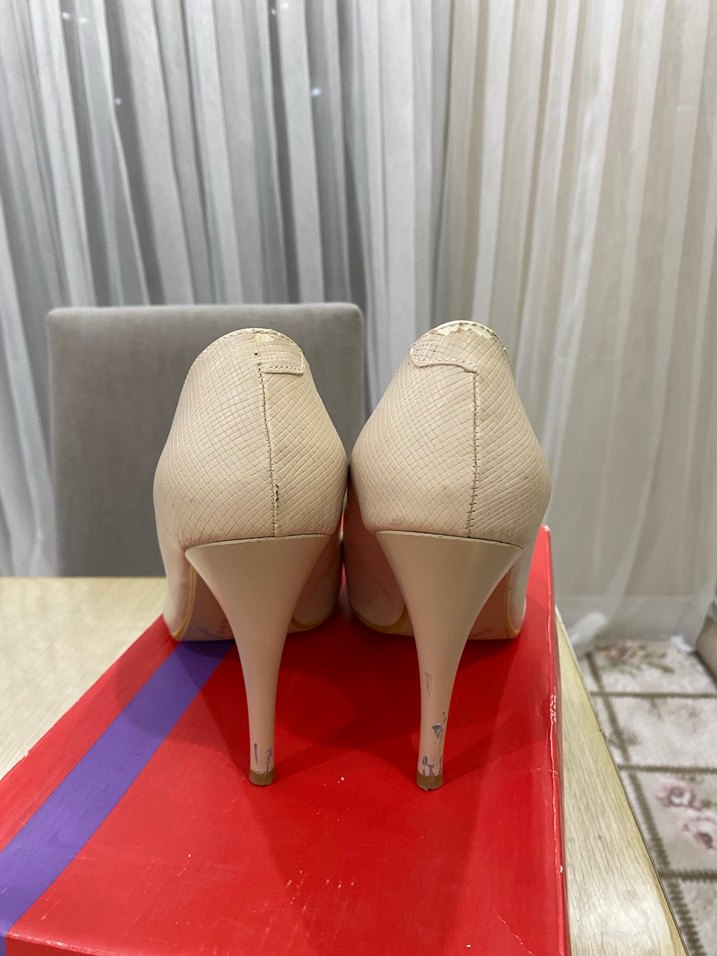 Bej Stiletto Topuklu Kadın Ayakkabı Polaris - Görsel 4