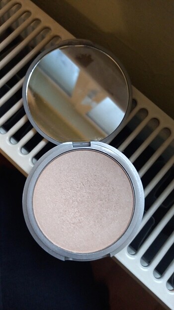 The Balm The Balm Highlighter 