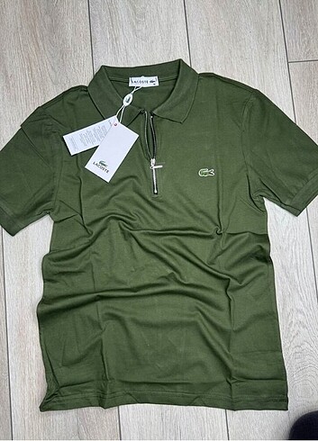QR Kodlu Etiketli Lacoste Tişört