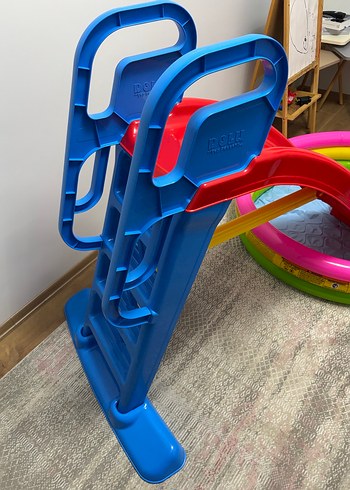 Çocuklar için renkli kaydırak - Görsel 2