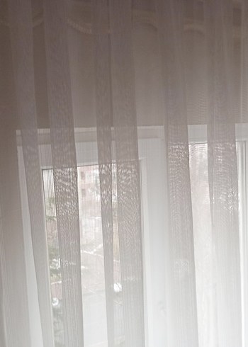 1.50 eninde 2.35 yüksekliğinde orta sıklıkta pileli perde - Görsel 3