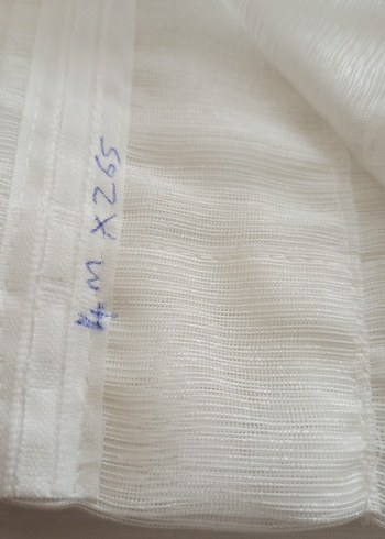 4m eninde 2.65 yüksekliğinde pilesiz düz olarak dikilmiştir - Görsel 2