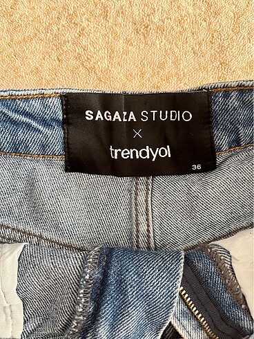 Trendyol & Milla Jean şort