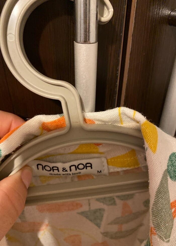 Renkli gömlek - Görsel 2