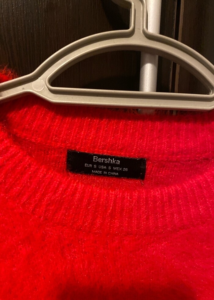 Kırmızı kazak - Görsel 2