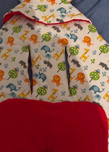 Renkli Baskılı Kapüşonlu Bebek Battaniyesi - Görsel 4