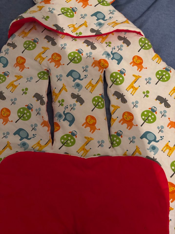 Renkli Baskılı Kapüşonlu Bebek Battaniyesi - Görsel 4